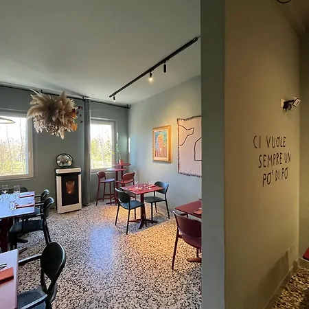 ホステル Dei Pontieri *