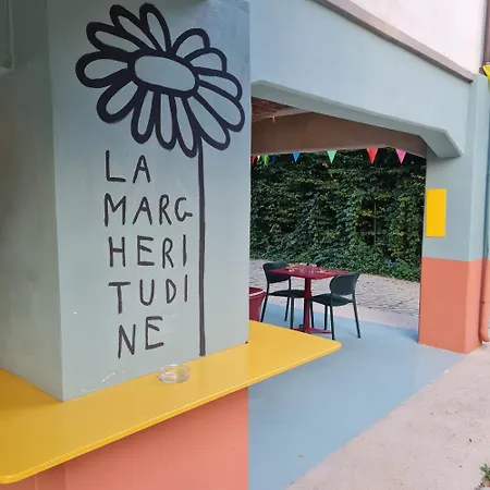 ホステル Dei Pontieri グアスタッラ